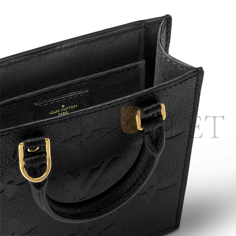 LOUIS VUITTON PETIT SAC PLAT M81417 (17*14*5cm)